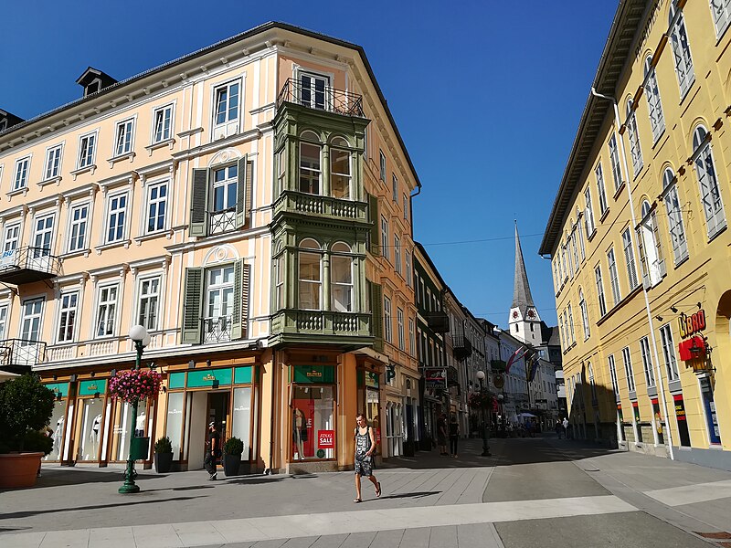 File:Schröpferplatz 5, Bad Ischl.jpg