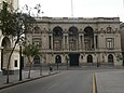 Fachada del Club Nacional, en Lima