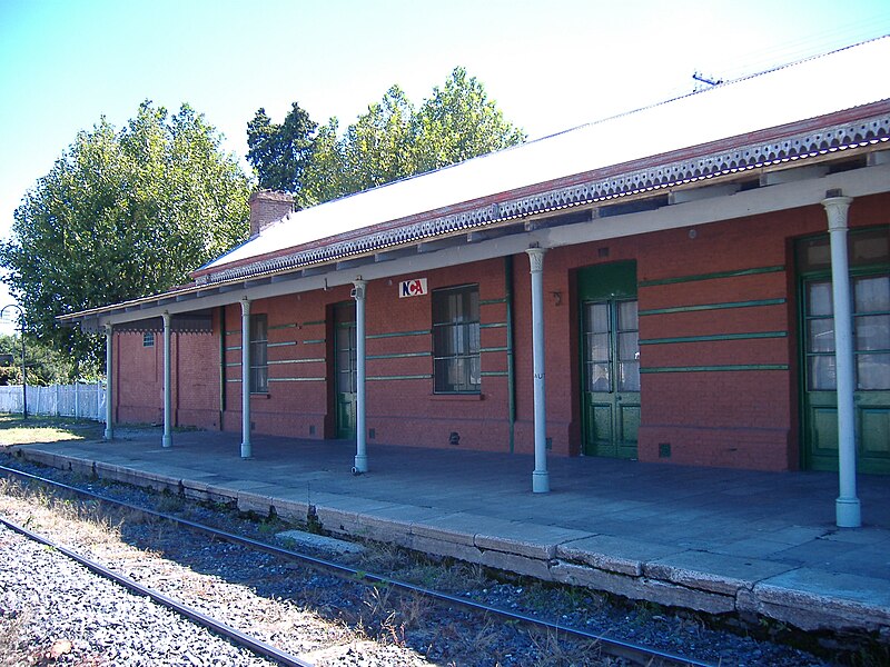 Archivo:Estación Barrio Vila 1.jpg