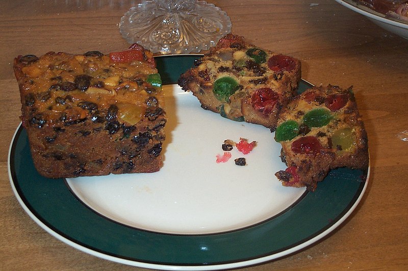 File:Traditional fruitcake.jpg