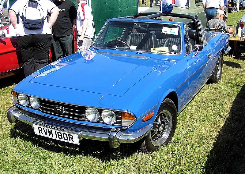 Archivo:1977.triumph.stag.blue.arp.jpg