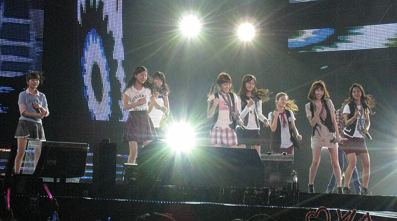 File:Girls Generation in BKK.jpg