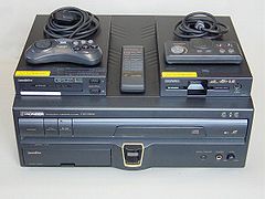 Pioneer LaserActive creada por Pioneer. Lanzada en 1993.