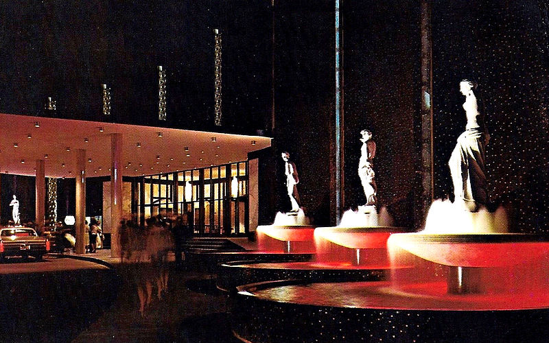 File:Caesars Palace fountains 1970.jpg