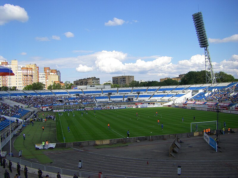 Файл:Dinamo-Stadion (Moskau) inside.jpg