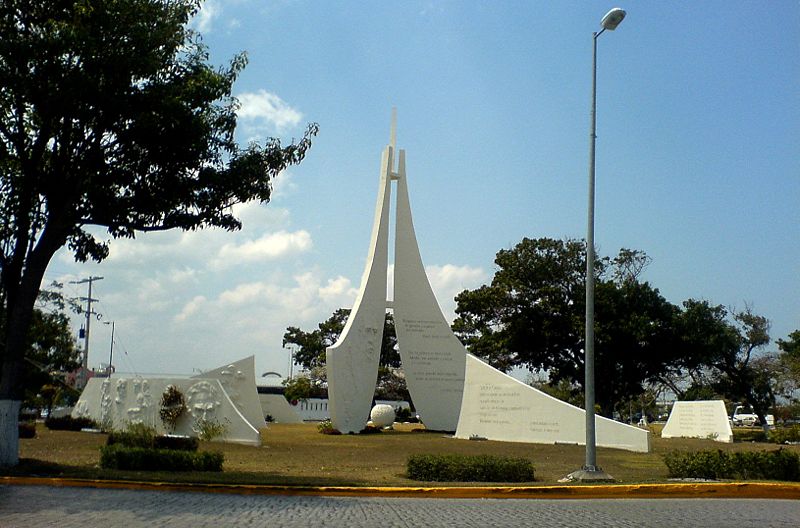 Archivo:Monumindep.JPG