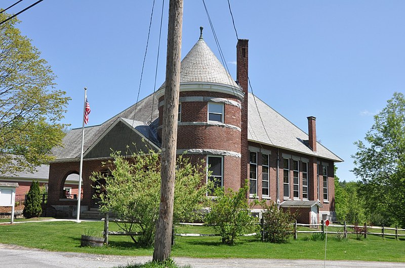 File:SuttonNH PillsburyMemorialHall.jpg