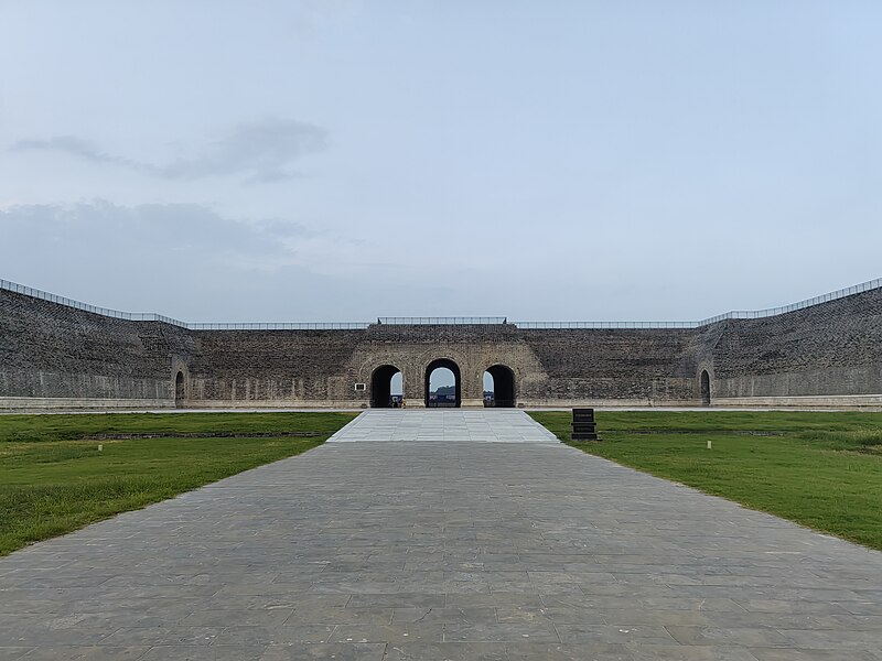 File:Wu Men, Fengyang Xian.jpg