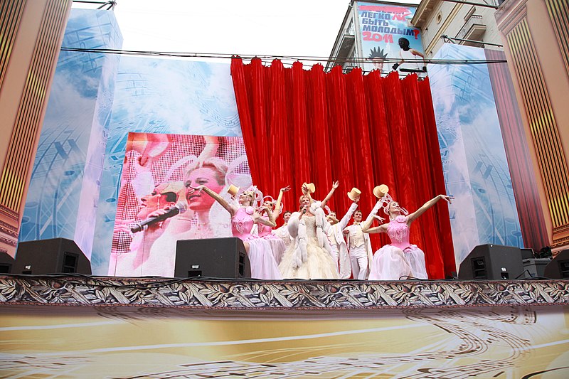 Файл:2011, Operetta.jpg