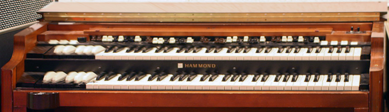 File:Hammond B3 manuals.png