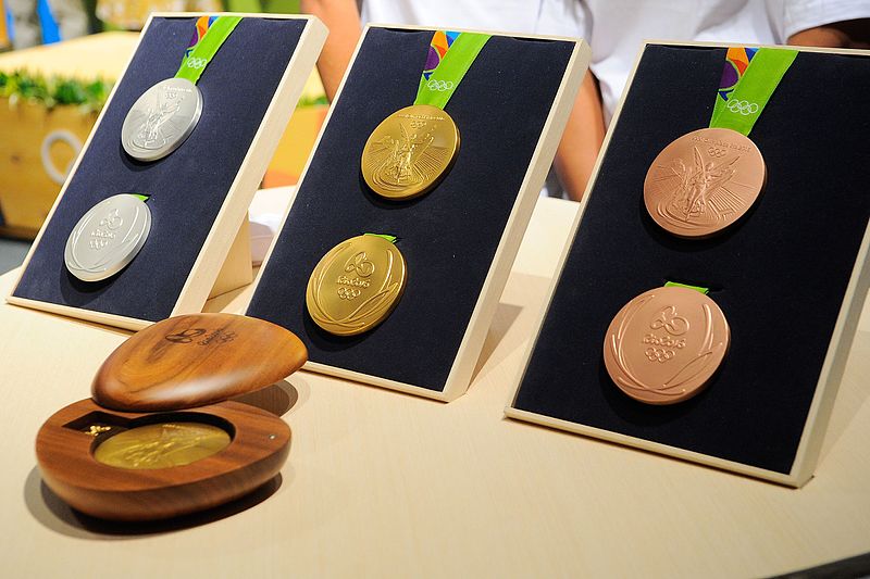 File:Medalhas Rio 2016 (2).jpg