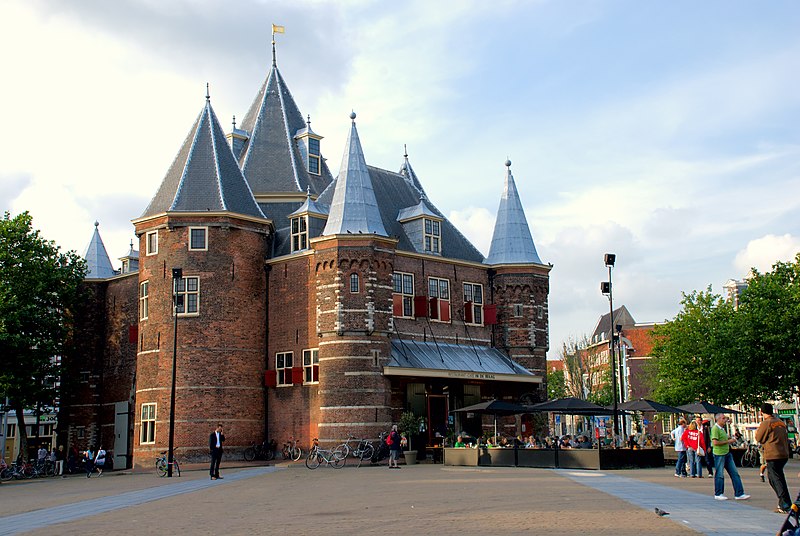 File:Waag Amsterdam 2.jpg