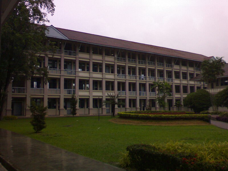 File:CLHS Block C.JPG