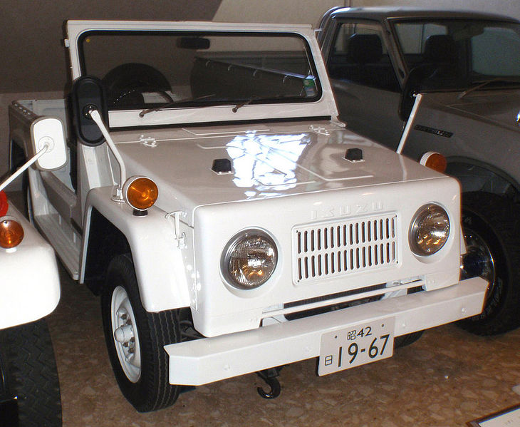 File:Isuzu Unicab 2.jpg