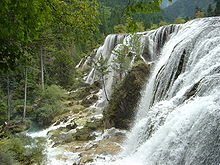 Jiuzhaigou Pearl Waterfall 2005-08-21.jpeg