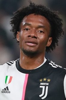 Juan Cuadrado 2019 (cropped).jpg