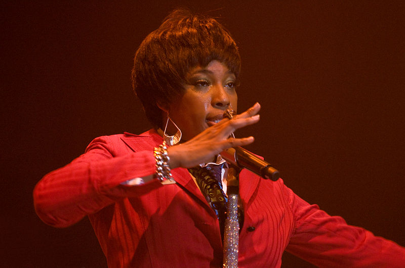 File:Macy Gray 2008.07.23 020.jpg