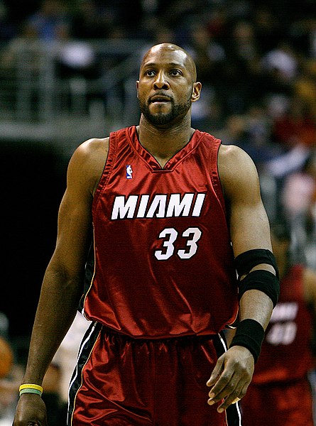 File:Alonzo Mourning.jpg