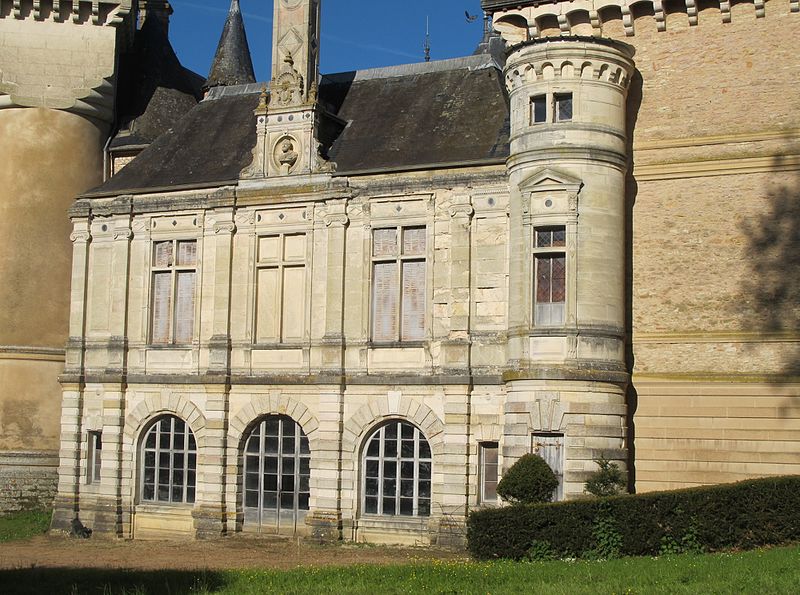 Файл:Chateau-Bresse-Grosne1.jpg