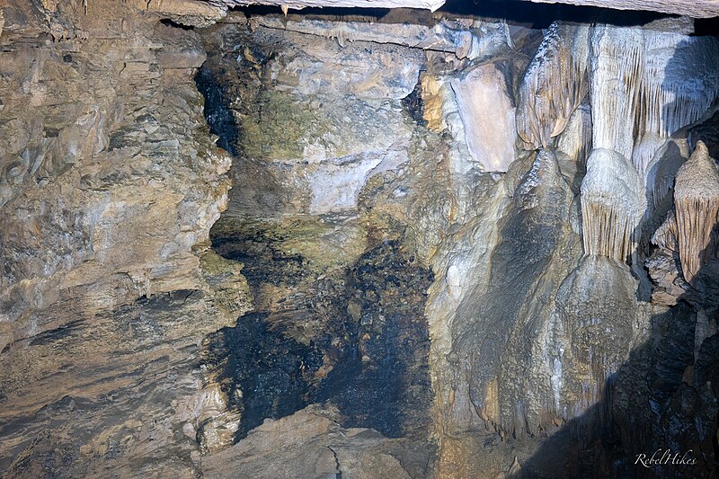 File:Ellison’s Cave.jpg