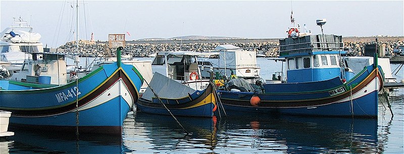 File:FISHING BOATS (4144511891).jpg