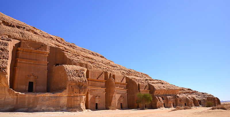 Файл:Madain Saleh (6731527141).jpg