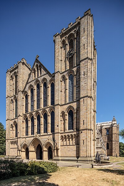 File:Ripon Cathedral.jpg