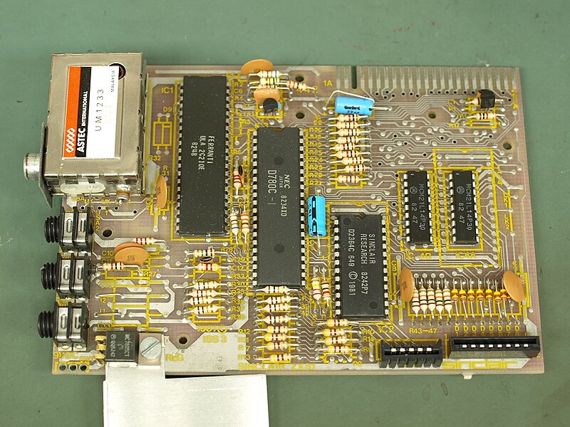 File:Sinclair ZX81 PCB Top.JPG