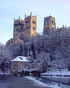 Catedral de Durham (1093-1104), conserva casi su aspecto desde la época normanda