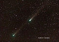 Image taken by Andrew Catsaitis of components B and C of Comet 73P/Schwassmann–Wachmann 3 as seen together on 31 May 2006