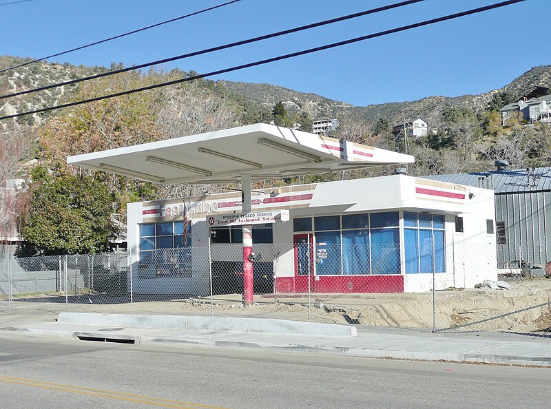 File:Frazier Park Texaco station.jpg