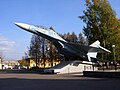 Истребитель Су-27 перед заводом УМПО