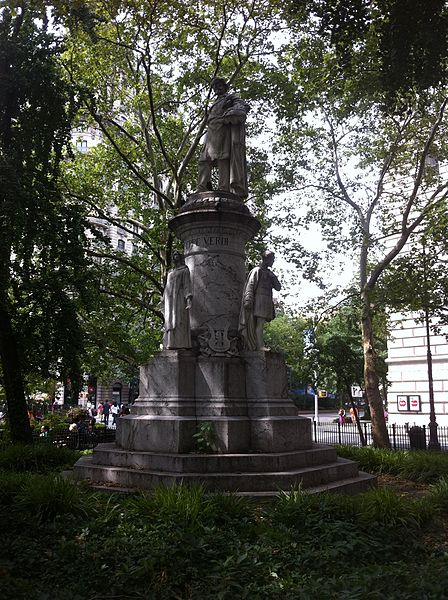 File:Giuseppe Verdi Monument.jpg