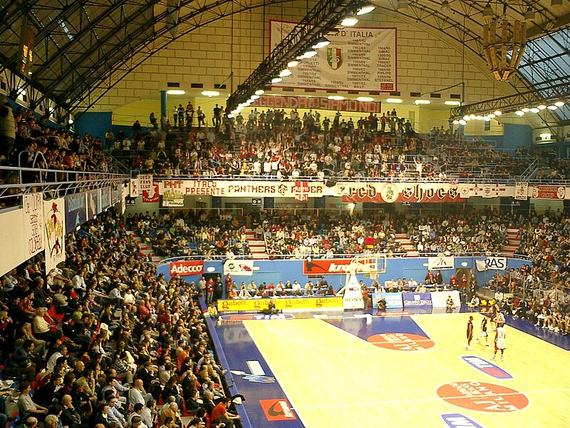 File:PalaLido di Milano 2005.JPG