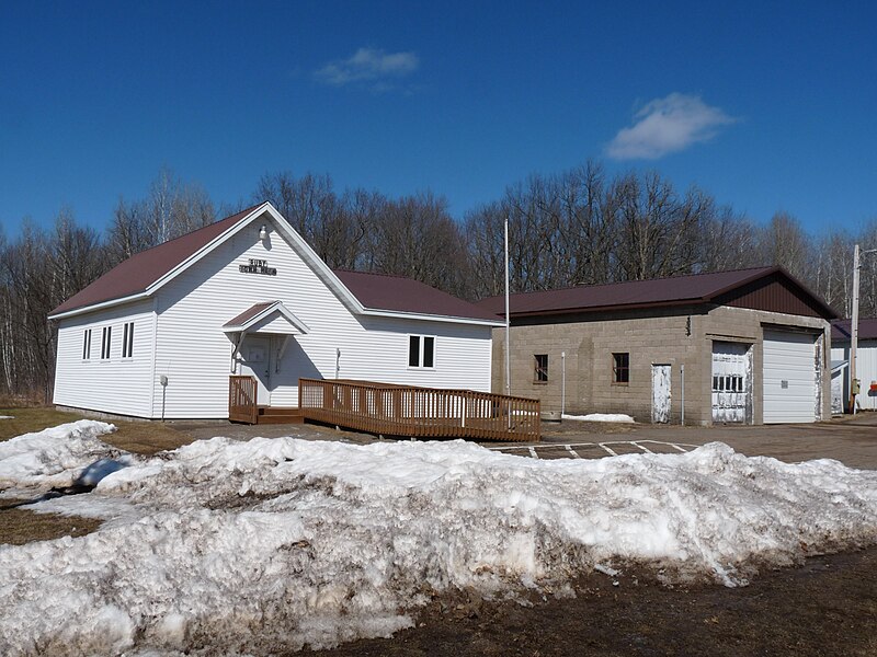 File:Town Hall Ruby Wisconsin.jpg