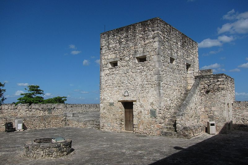 Archivo:Bacalar Fort.jpg