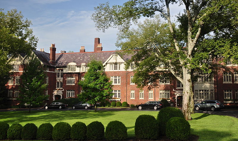 File:Belle Meade Apartments.JPG