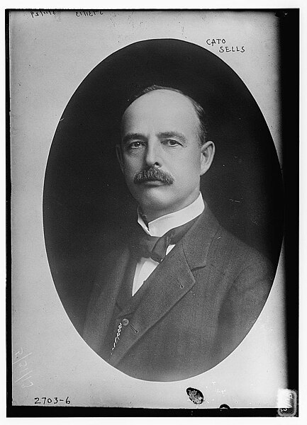 File:Cato Sells, 1913.jpg