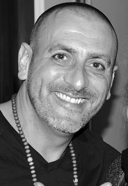 File:Chris Gascoyne.jpg