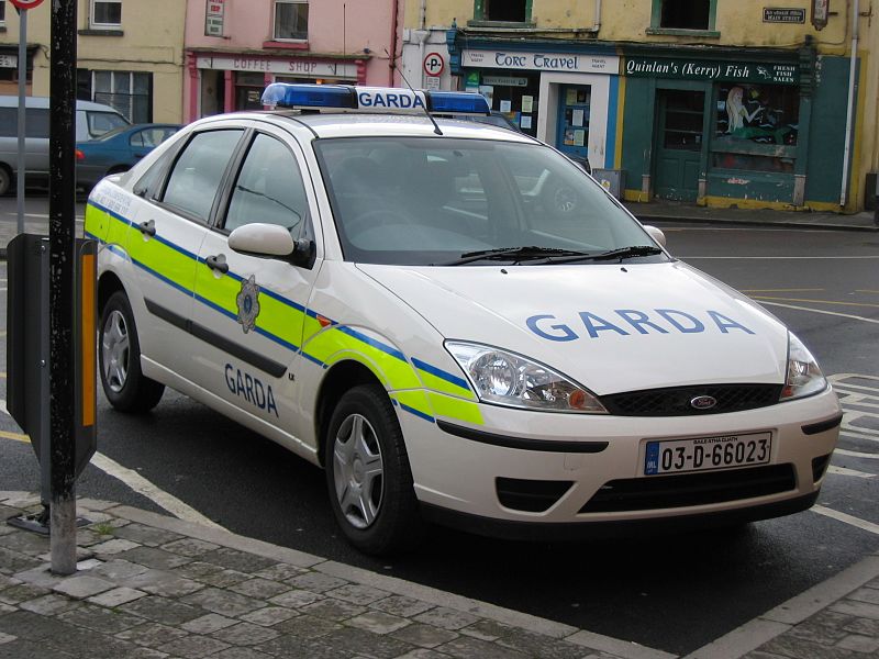 File:Garda car.jpg