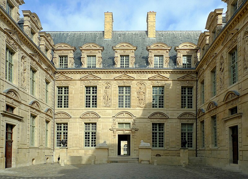 Archivo:Hôtel de Sully 07-2.jpg