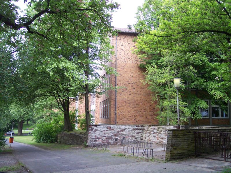 File:Hildegardisschule Bochum.jpg