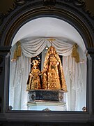 Statues of Saint Anne and Mary