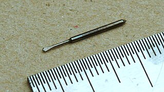 Tiny spade bit