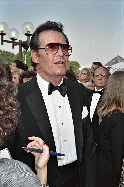 File:James Garner.jpg