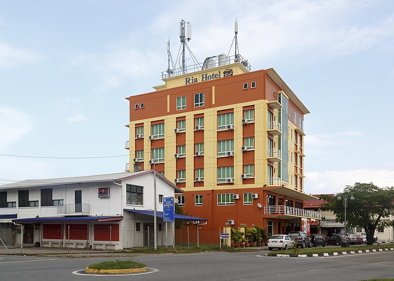 File:Kudat Sabah Ria-Hotel-01.jpg