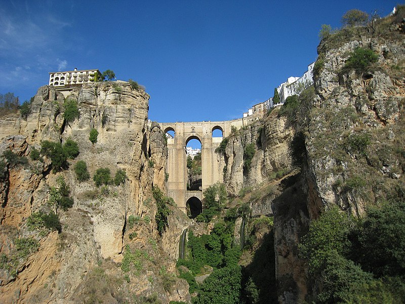 File:Tajo de Ronda.jpg