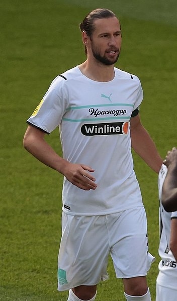 File:Grzegorz Krychowiak 2021.jpg