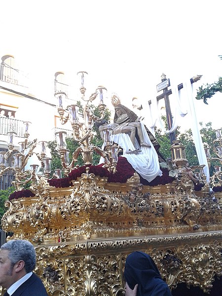 Archivo:LunesSantoJerez 20150329 194006.jpg