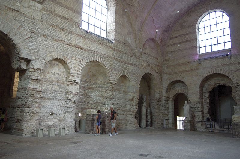 File:Musee-Cluny-frigidarium 02.JPG